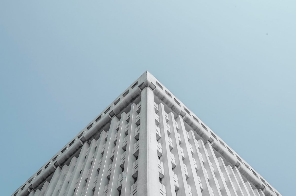 爱奇艺体育-仅次于乔丹科比!布克总得分突破18000分 史上第三年轻分卫