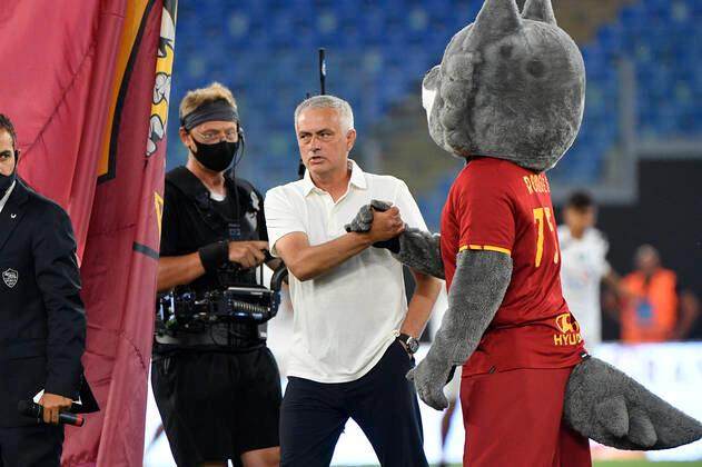 爱奇艺体育在线观看-【意甲展望】超级变变变，热闹在罗马？